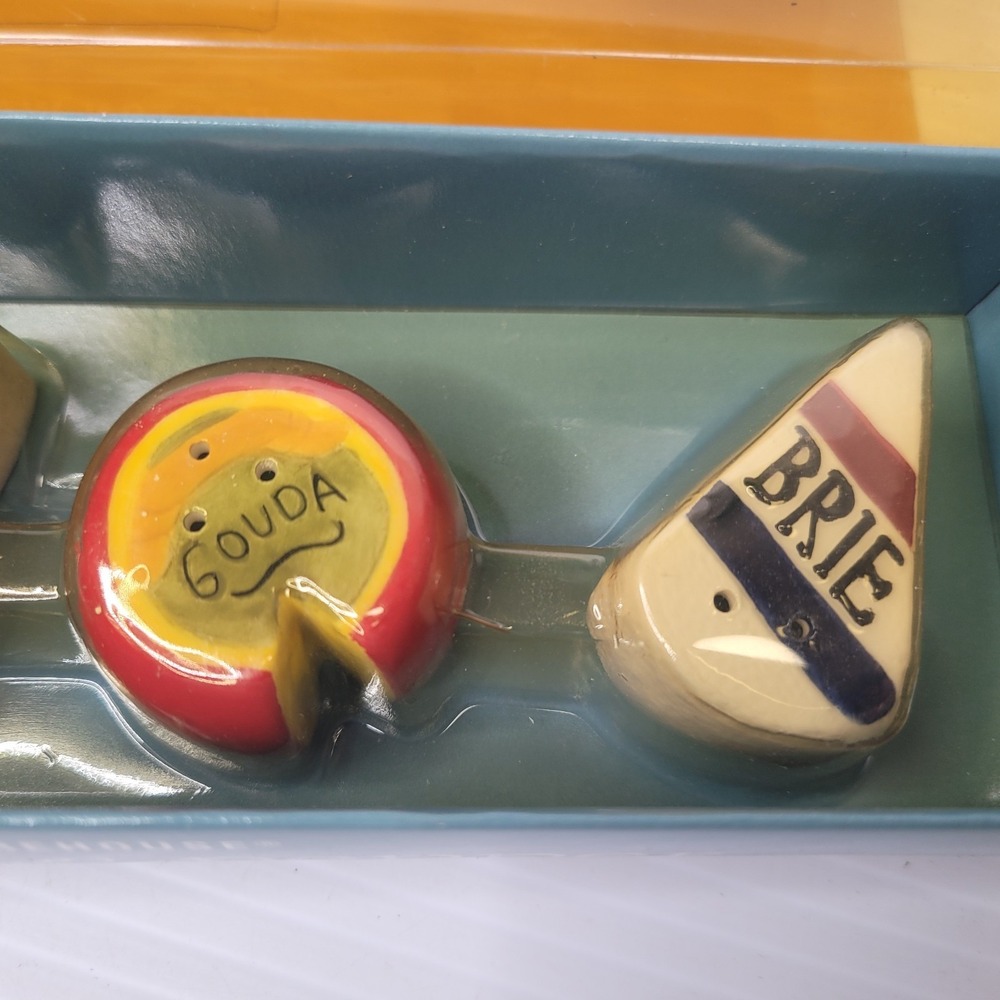 Boston Warehouse Cheese Spreaders Salt Pepper Set Charcuterie Brie Gouda New VTG - Picture 3 of 12